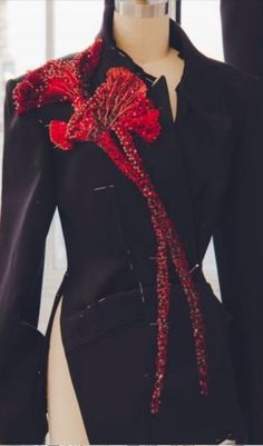 Traditional Suit, Blazer Designs, Floral Fashion, Bridal Wedding Dresses, Wedding Dress Styles, Suit Fashion, Couture Collection, Coat Fashion, Chic Dress