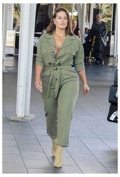 Green Jumpsuit Outfit, Ja I Ty, Jumpsuit Outfit Casual, Her Outfits, Plus Size Fall Outfit, Transition Outfits, Green Jumpsuit