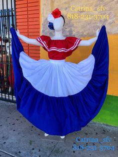 beautiful skirt and blouse outfit inspired by the flag of the Caribbean countries, the material is polyester and cotton Traditional Puerto Rican Dress, Dominican Dress, Dominican Outfits, Puerto Rico Dress, Skirt And Blouse Outfit, Puerto Rico Outfits, Dominican Republic Outfits, Puerto Rican Festival, Caribbean Countries