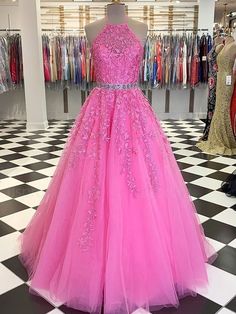 Dresses School Dance, Prom Dress Halter, Workout Beginner, Evening Style, Prom Dresses Long Lace, Winter Formal Dresses, Pink Evening Dress, Pink Prom Dress, Lace Formal Dress