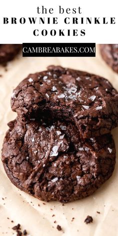 brownie cookies on parchment paper. Brownie Top Cookies, Brownie Crinkle Cookies, Brownie Cookie Recipe, 1 Cookies, Homemade Brownies Easy, Homemade Brownie, Cookie Brownie Recipe, Decadent Chocolate Desserts, Fudgy Brownie