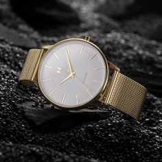 Boulevard Collection — Century Gold Men's Watch | MVMT Minimalist Gold Watches, Classic Jewelry Pieces, Polarized Glasses, Minimalist Watch, Gold Watch Men, Watch For Women, Hand Watch, Classic Jewelry, Love Letter