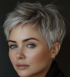 Champagne Blonde Pixie, Trendy Pixie Haircut, Haircut Tips, Trendy Bob, Short Hair Back