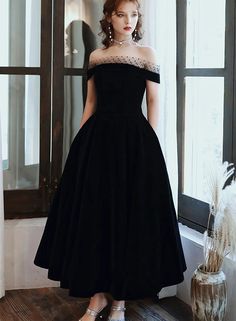 Velvet Homecoming Dress, Tea Length Homecoming Dresses, Prom Dress A Line, Tea Length Prom Dress, Satin Formal Dress, Beaded Party Dress, Velvet Party Dress, Floral Dress Formal, A Line Evening Dress