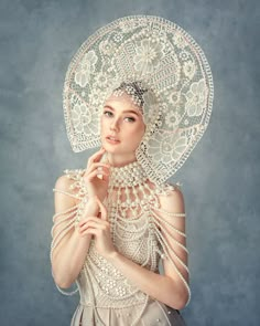 Imperial Fashion, Fall Portraits, Woman Photo, Russian Culture, Fine Art Portraits, Next Fashion, Russian Fashion, Russia City, Photography Awards