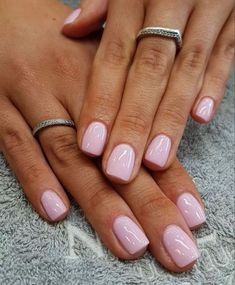 Plain Gel Manicure, Shorter Dip Nails, Dip Nail Ideas Engagement, Pink Nails Square Round, Conservative Nails Designs Classy, Builder Gel Short Nails, Nails For Dark Blue Dress, Sophia Richie Nails, Square Dip Nails Summer