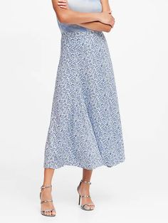 ECOVERO™ Long Midi Skirt | Banana Republic Long Midi Skirt, Long Midi, Middle Aged Women, Tea Length, Skirt Length, Spring Summer Fashion, Midi Length, Blue Floral, White Blue