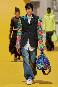 Louis Vuitton Spring 2023 Menswear, Louis Vuitton Ss23, Knit Fashion Runway, Louis Vuitton Spring 2023, Maximalism Fashion, Sac Louis Vuitton, Menswear Runway, Eclectic Fashion, Louis Vuitton Men