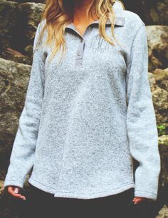 SWOON. This NEW Monogrammed Heathered Pullover Tunic is one of our favorite new… Fall Products, Monogram Pullover, Fleece Women, Pullovers Outfit, Marley Lilly, Casual Skirt Outfits, Pullover Fleece, Online Fashion Store, Swans