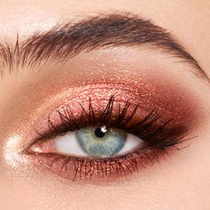 Sparkly Eye Makeup, Gold Eyeshadow Looks, Luxury Palette, Tutorial Eyeliner, Rose Gold Eyeshadow, Cat Eye Makeup