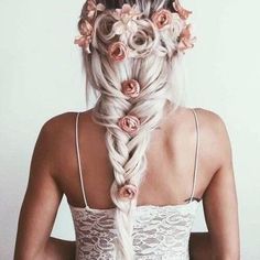 Boho Hairstyle, Flowers In Her Hair, Festival Hair, Afro Hairstyles, Vintage Hairstyles, Aphrodite, Prom Hair