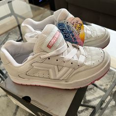 Brand New In Box! Rare, Size 7 Vans Upland Tones. Changes Color In The Sun. White/Pink In Shade, Pink In Sun (See Pics). Awesome Shoes! Chunky Sole, Y2k Rare Vans, Y2k Shoes, Shoes Chunky, Awesome Shoes, Trashy Y2k, Accessories Bags Shoes, Chunky Shoes, Accessories Bags, Womens Vans