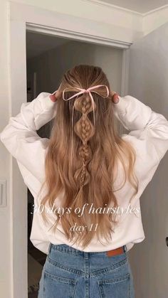 Preppy Hairstyles, Hairstyle Examples, Cute Simple Hairstyles, Bow Hairstyle, Trendy Hairstyle, Cute Hairstyles For Medium Hair, Work Hairstyles