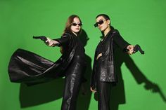 Matrix Style Photography, The Matrix Photoshoot, Matrix Inspired Photoshoot, Matrix Photoshoot Ideas, Matrix Aesthetic Fashion, The Matrix Costumes, Matrix Inspired Outfit