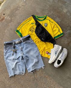 Bloke Core Outfits Men, Vintage Jersey Outfit, Bloke Core Outfits, Blokecore Aesthetic, Block Core, Bloke Core, Football Jersey Outfit, Summer Outfits Men Streetwear, Color Combos Outfit