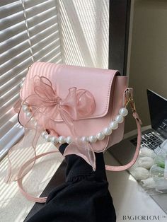 Trendy Bows, Bow Purse, Pearl Bow, Girly Bags, Bow Decor, Fancy Bags, Valentines Day Gifts For Her, Pink Purse, Pretty Bags