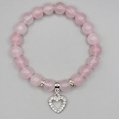 rose quartz bracelet Designs For Bracelets, Love Bracelets Diy, Cute Pink Bracelets, Pink Assessories, Cute Beaded Bracelets Ideas, Things I Want For My Birthday, Things To Add To Your Wishlist, Bracelet Ideas Words, Crystal Bead Bracelet Ideas