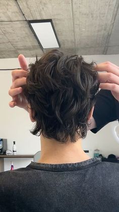 Wavy Haircuts Layered, Men’s Straight Hairstyles Medium, Boys Hair Cuts Short, Shaggy Short Hair Men, Wolf Cut Hombre, Subtle Mullet, Wolf Cut For Men, Wolf Cut Hairstyles, Long Messy Hair