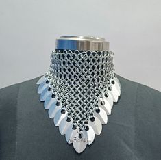 Chainmail Necklace Aluminum Butted Ring Medieval Choker, Handmade Scale Maille Neck Piece, Ren Faire Dress, Rave Outfit, Halloween Gift Product Details Material : Made of Aluminum Ring Size : 09mm, 16 Gauge Ring Type : Butted Rings Color : Silver Finish : Anodized Closure Type : Lobster Back Closure We have all sizes available. Kindly Check your desired size and write a note while booking your order. All Size And All Gauge are available You can also share your costume size Light weighted easy to Dress Rave Outfit, Faire Dress, Ren Faire Dress, Scale Maille, Chainmail Necklace, Choker Handmade, Female Armor, Outfit Halloween, Rave Outfit