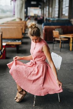 Dublin Dress, Linen Dress, Bridesmaids Linen Dress, Boho Linen Dress, Pink Linen Dress, Romantic Dress, Wide Skirt Dress, Linen Dress Women - Etsy Linen Dress For Garden Party, Fitted Linen Knee-length Sundress, Fitted Knee-length Linen Sundress, Knee-length Linen Sundress, Pink Linen Knee-length Dress, What Color Jewelry To Wear, Purple Linen Dress, Jewel Winter, Style Words