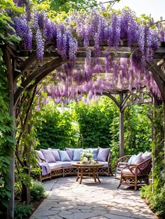 Enhance your garden with stunning pergola designs. These structures provide shade and support for climbing plants, creating a beautiful and functional space Pergola Ideas Flowers, English Garden Pergola, Big Garden Design Ideas, Wisteria Trellis Pergolas, Wisteria Climber, Italian Pergola