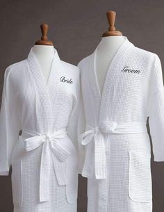 Lakeview Signature Egyptian Cotton Resort Waffle Spa Robe - Fun Wedding  Gifts - Luxor Linens. All robes are not created equal...Our Signature Waffle Spa Robe is woven from the finest Egyptian Cotton. Tailored in Turkey using toweling techniques that have been passed down for generations. Give the Bride and Groom a gift of ultimate softness and supreme comfort. #LuxorLinens #weddinggiftidea #monogramedrobes Monogram Robes, Perfect Engagement Gifts, Custom Robes, Plus Size Robes, Personalized Robe, Embroidery Gifts, Women's Robe, Perfect Wedding Gift, 자수 디자인