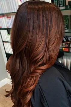 Brown Ombre Hair Color, Brown Ombre Hair, Hair Color Auburn, Copper Hair Color, Red Highlights, Brown Hair Balayage, Ombre Hair Color, Hair Color And Cut, Brown Ombre