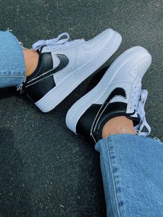 black and white nike air force ones with rhinestones outlining swooshes Zapatillas Nike Air Force, Nike Kids Shoes, Zapatillas Nike Air, Black And White Nike, Shoe Size Chart Kids, Black And White Nikes, Nike Air Force One, Air Force One, Nike Air Force Ones