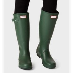 Hunter Matte Green Wellies, Original Tall Style Hunter Boots Green, Green Wellies, Tall Hunter Boots, Hunter Green Color, Matte Green, Hunter Shoes, Women Hunters, Hunter Green, Hunter Boots