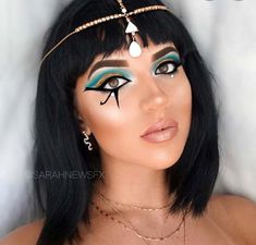 Cleopatra Makeup Ideas, Halloween Gate, Egyptian Make Up, Cleopatra Outfit, Cleopatra Makeup, Cleopatra Halloween, Makeup Ideas For Halloween, الشموع اليابانية, Egyptian Makeup