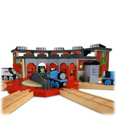 thomas the tank engine playset with wooden tracks