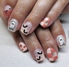 Funky Nails Halloween, Augtober Nails, Coffin Shaped Nails Halloween, Fall Gel Nails Designs Halloween, October Inspired Nails, Kids Halloween Nail Ideas, Disney Halloween Nails Square, October Themed Nails, Halloween Luminary Nails