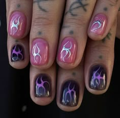 Short Nails Ideas Purple, Short Alt Nails, Grunge Nails Short, Short Natural Nail Designs, Purple Gel Nails Ideas, Nail Master, Retro Nails