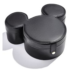 Add a touch of magic to your jewelry organization with the BAUBLEBAR Disney Mickey Mouse Metallic Black Storage Case. This enchanting accessory is designed to delight Disney fans and keep your treasures neatly organized.

- Color: Black
- Material: Metallic finish
- Gender: Female
- Age Group: Adult
- Product Type: Jewelry Storage & Accessories

Inside, the case features three compartments, ideal for storing rings, bracelets, earrings, and other small valuables. Its compact design makes it a per Disney Trinkets, Disney House Ideas, Makeup Storage Case, Mickey Mouse Bag, 3d Earrings, Disney Earrings, Black Storage, Jewelry Roll, Disney Jewelry