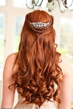 Picasa Web Albums - Jo Irving, loving this hair style for my wedding Long Bridal Hair, Best Wedding Hairstyles, Hairstyle Gallery, Wedding Hairstyles For Long Hair, Long Hairstyles, Long Red, Latest Hairstyles, Curly Hairstyles