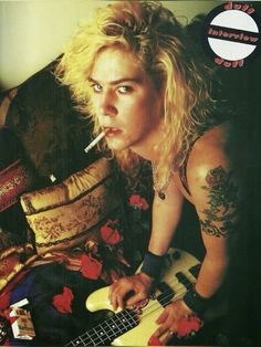 #duffy #duffles #duffmckagan #gnr #gunsnroses #duff #bassguitar Roger Taylor, Great Bands, Freddie Mercury, Rock Music, Hard Rock