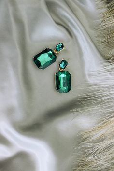 "This classy and elegant emerald green drop earrings are the perfect pieces to elevate your outfit styling. Deep green tones with vintage and antique vibes perfect for Holiday festivities such as Christmas and New Year's Eve. *Free Gift Wrapping Available Upon Request Details: -Material: Alloy with gold plating -Eardrop Height 1.5\" -Eardrop Width 0.7\" -Medium size  Ready to ship -Direct link to our shop below: https://www.etsy.com/shop/DafehCollection" May Birthstone Crystal Dangle Earrings For Party, Elegant Green Crystal Earrings For Pierced Ears, Green Crystal Earrings For Pierced Ears, Elegant Green Crystal Dangle Earrings, Green Emerald Drop Earrings, Green Emerald Drop Crystal Earrings, Emerald Drop Crystal Earrings, Green Teardrop Jewelry For Evening, Formal Green Drop Earrings