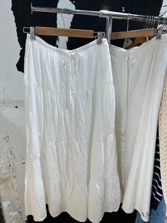 Lasaky - Nana Style White High Waist Midi Skirt with Cake Design, A-Line Silhouette and Umbrella Hem Cute Long Skirt, High Waist Midi Skirt, Empire Dresses, White Long Skirt, White Maxi Skirts, Modest Fits, Summer Closet, Skirts Midi High Waisted, Womens Maxi Skirts