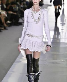 2000s Chanel, Goth Princess, Chanel Runway, Vintage Runway, Model Magazine, Runway Models, Winter Looks, Pretty Dresses