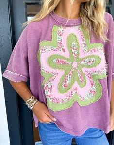 The Radley Top – Wildflower / Texaholic® Cute Thrifted Outfits, Diy Ideas Aesthetic, Top Pattern Sewing, Flower Patch, Top Graphic Tees, Eclectic Style, Sweater Set