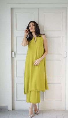 Stitched Kurta Designs Women, Aliacut Kurti, Summer Kurtas For Women, Simple Cotton Kurti, Kurti Design For Women, Summer Kurti, Stylish Kurtis Design, Trendy Outfits Indian