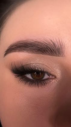 Prom Eyes, Ball Makeup, Glitter Water, Prom Eye Makeup, Prom Makeup Looks, Graduation Makeup, Make Up Tools, Formal Makeup