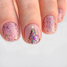 short tree inspired festive Christmas nails with rainbow glitter flakes Christmas Tree Nail Designs, Nails November, Christmas Tree Nails, Tree Nails, Cute Christmas Nails, Her Nails, Festival Nails, Xmas Nails