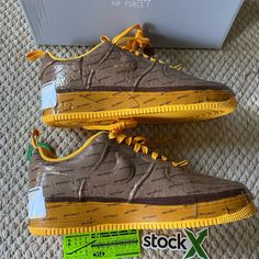 Brand New Men Nikies Size 11.5 Air Force 1 Experimental. Never Worn. Nike Air Force 1 Men, Air Force 1 Men, Tennis Nike, Nike Tenis, Shoes Nike Air Force, Nike Brown, Air Shoes, Black Bustier