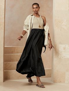 Black Silk Skirt Outfit, Cotton Skirt Outfit, Silk Skirt Outfit, Black Silk Skirt, Green Pleated Skirt, Satin Maxi Skirt, Ruffle Maxi Skirt, Silk Maxi Skirt, Cotton Maxi Skirts