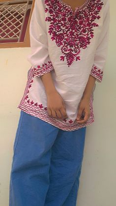 Desi Attire, Desi Aesthetics, Short Kurti, Casual Indian Fashion, Book Writing Inspiration, Designer Kurti, Simple Pakistani Dresses, Casual Day Outfits, Book Writing