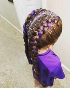 The Best Hairstyles for Gymnastics - NUTRI RUN CLUB Glitter Hair Gel Hairstyles, Cheer Dance Hairstyle, Hairstyles For Cheerleading, Cheer Hair Ideas, Cheerleader Hairstyles, Hairstyle Ideas For Kids, Cheerleader Hair, Christmas Hairstyles For Kids