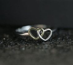 Double Heart Ring, Heart Ring, Love Ring, Knuckle Ring, Tiny Ring, Statement Ring, Gold Heart Ring, Cute Ring, Dainty Heart Ring, best Gift -->Ring details: - Theme : Romantic Wedding & Engagement - Shape- Heart  - Heart Size : 6 mm - Weight: 2 gram approx (Note:- Weight can be more or less according to the size of the ring) - Metal Type: 925 Sterling Silver, also available in 14K White Gold,14K Rose Gold,14K Yellow Gold - Ring Size: I offer more than one (Contact us if your ring size is not ava Love Heart Ring, Double Heart Ring, Frame Ring, Heart Rings, Gold Heart Ring, Jewelry Cute, Tiny Rings, Ring Heart, Knuckle Ring