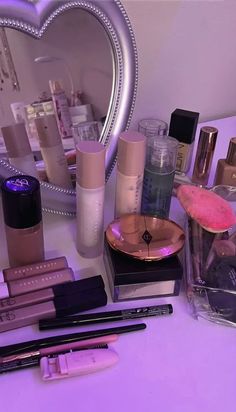 Makeup For Oily Skin, Expensive Stuff, Girly Vibes, 2024 Goals, Makeup Bag Essentials, Applying Makeup