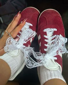 #gazelles #adidas #red #redshoes #sneakers #lace #diy New York City Vintage, Adidas Gazelles, Art Alevel, Diy Sneakers, Lace Diy, Coats Fashion, Velvet Rose, Aesthetic Autumn